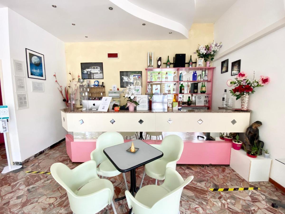 Hotel Luna Rossa Ρίμινι Εξωτερικό φωτογραφία